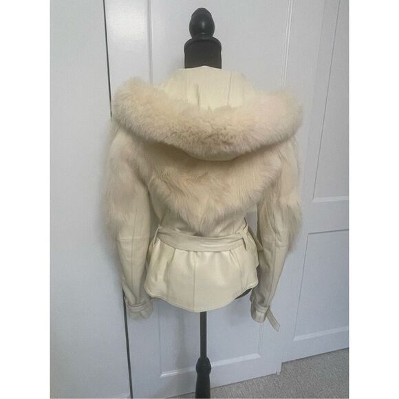 Leather Jacket with Fox Fur - Picture 2 of 10